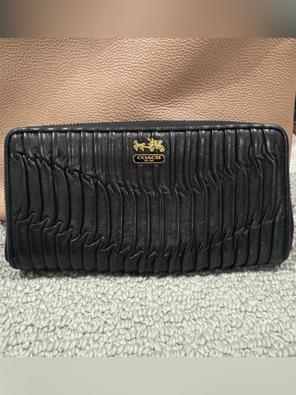 RARE Coach Madison 46481 Black Leather Accordion Wallet with Gold Logo